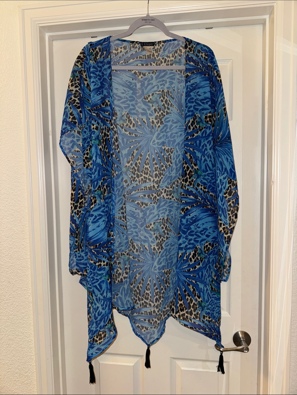 VENUS Blue and Black Printed Swim Coverup